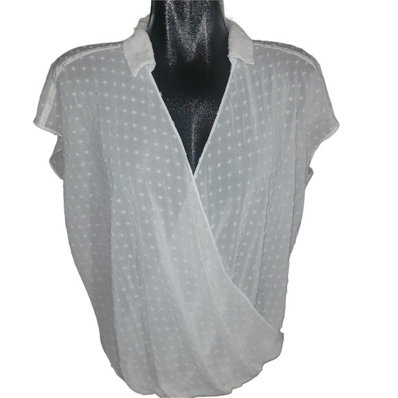 International Concepts White Textured Short Sleeve Wrap Front Blouse 10P - Picture 1 of 6